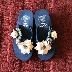 Women’s Sandals